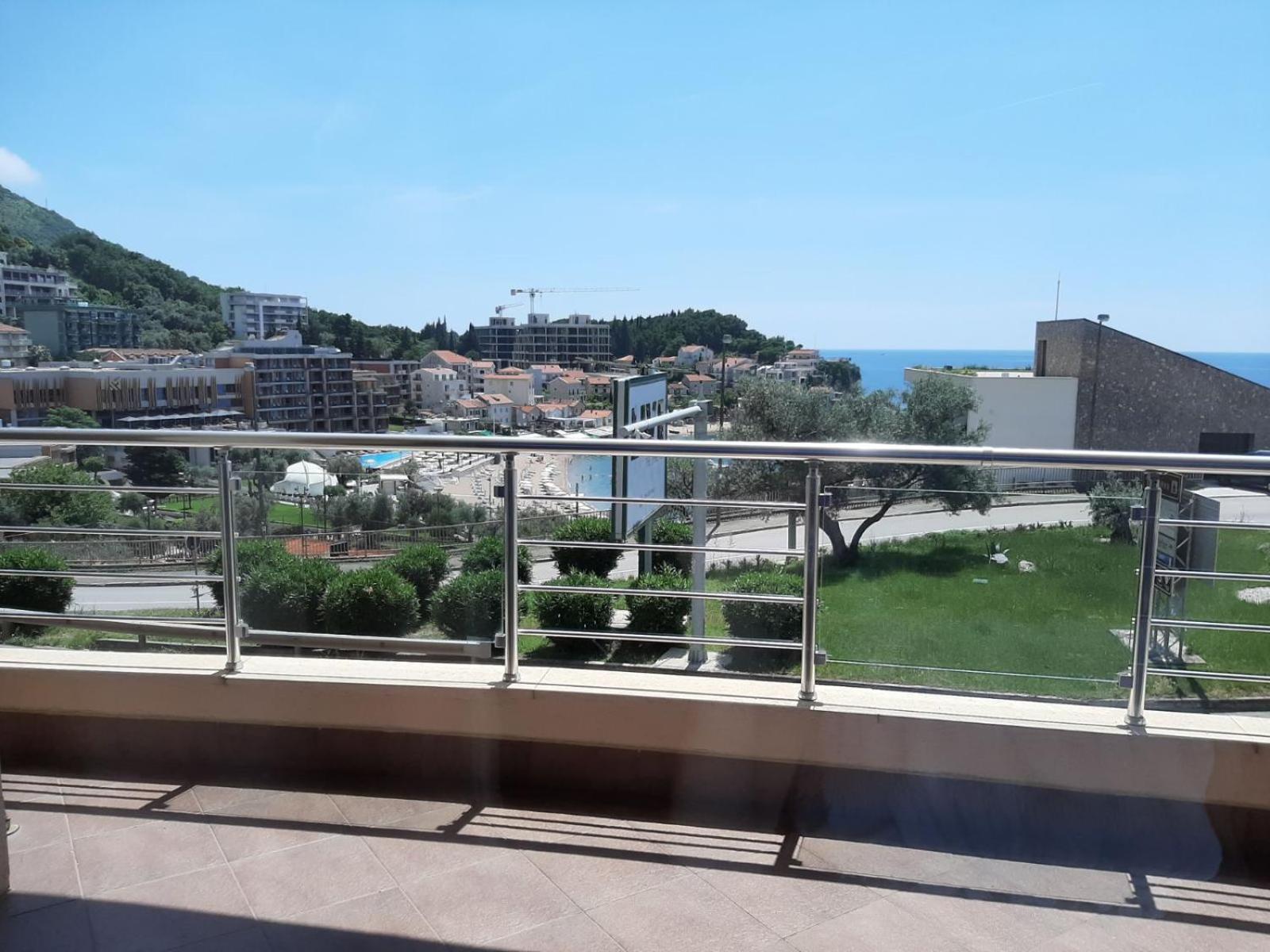 Apartments Rino Lux Ilha Sveti Stefan Quarto foto